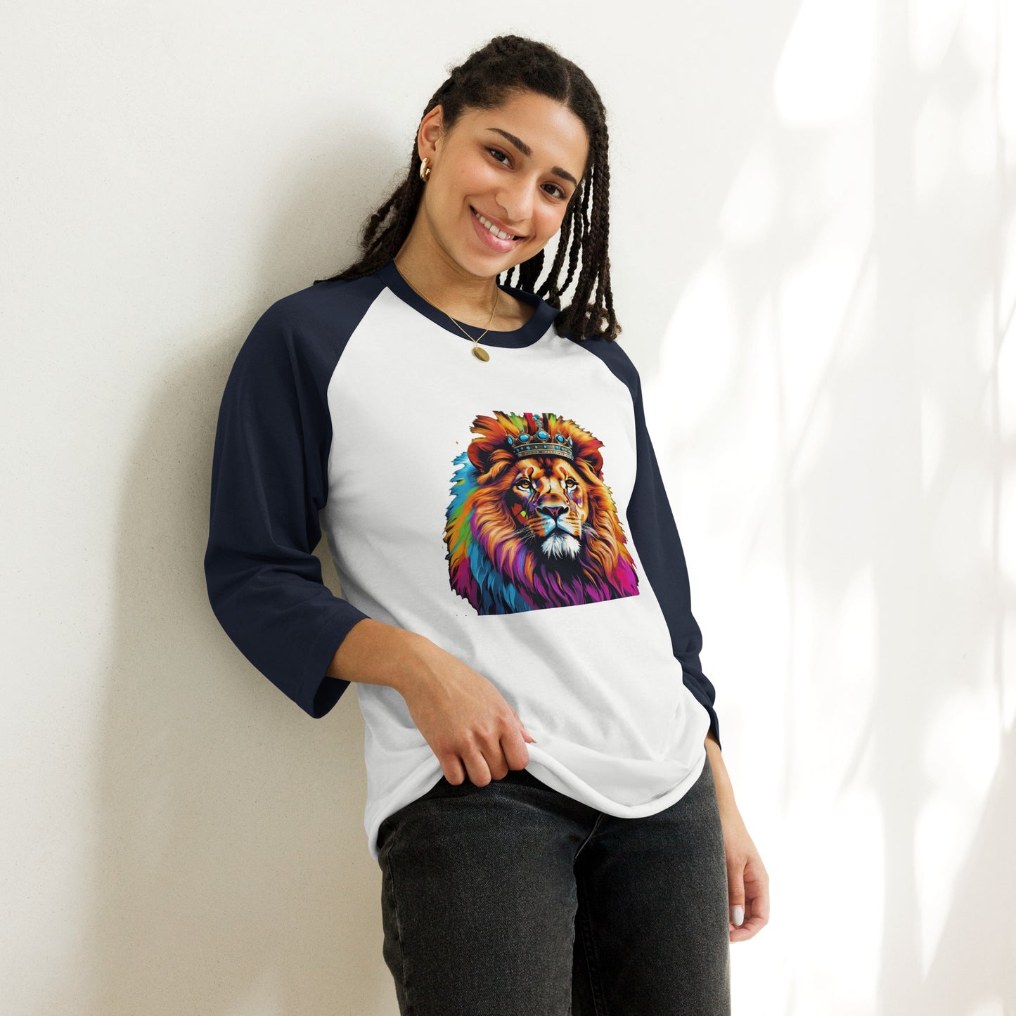 3/4 sleeve raglan shirt - Lion with Colorful Mane and Crown